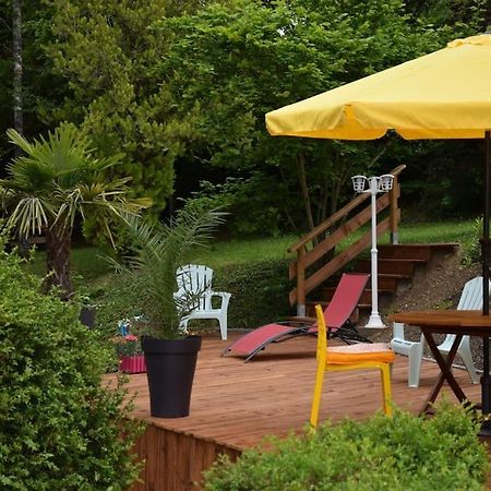 Gite Recent Au Calme Entre Champs Et Forets Perigord Vert Grand Brassac Exterior photo
