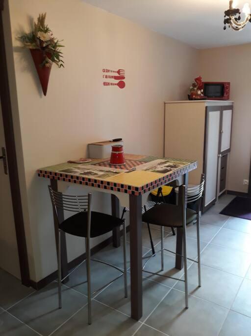 Gite Recent Au Calme Entre Champs Et Forets Perigord Vert Grand Brassac Exterior photo
